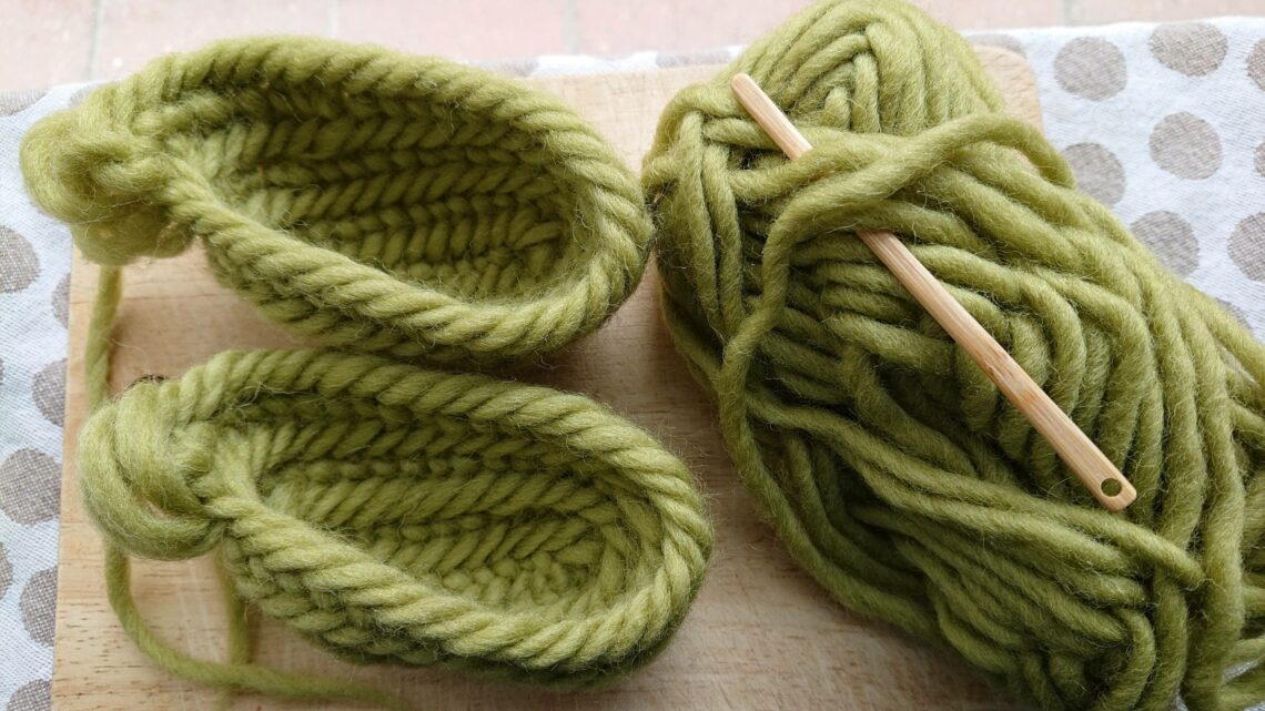 Needlebinding Socks.