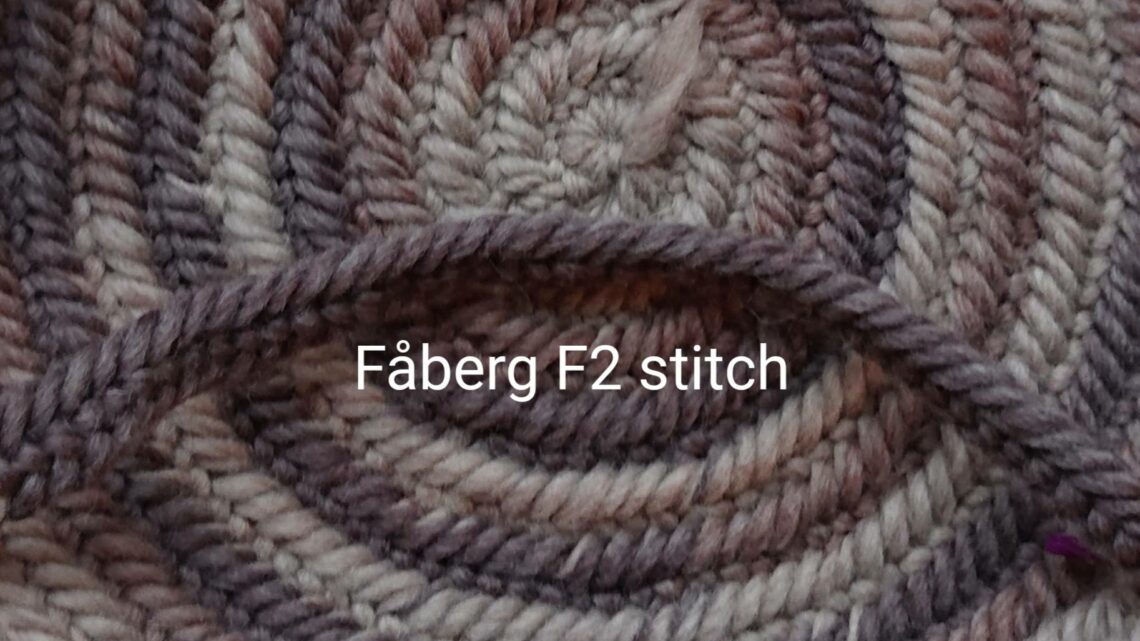 Needlebinding a Hood